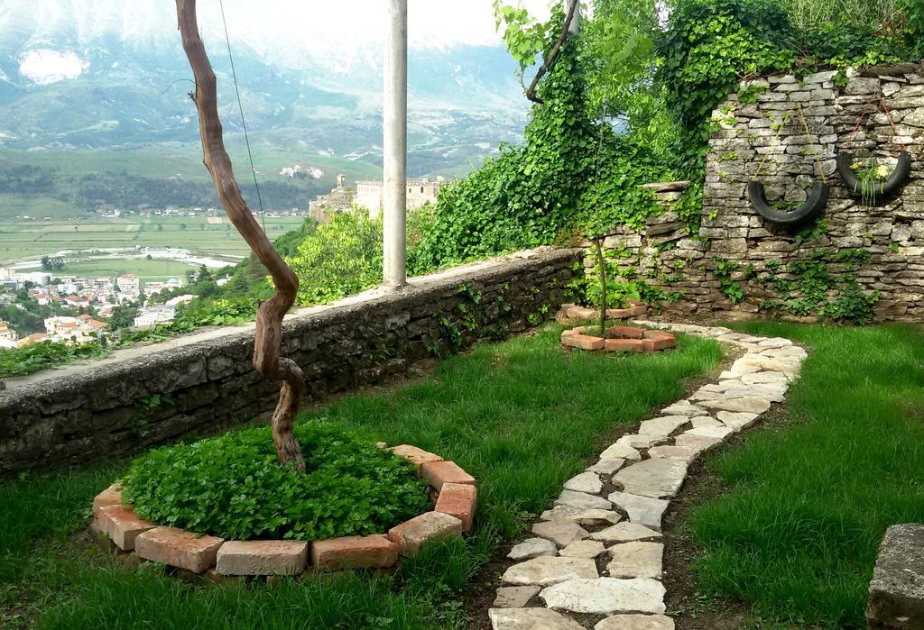 Stone Rooms 1850 Gjirokastër Eksteriør billede